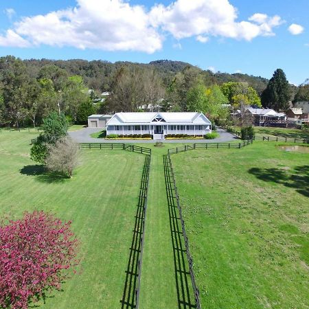 Rivermist Luxury 6 Bedrooms And 6 Bathrooms Kangaroo Valley Exterior photo