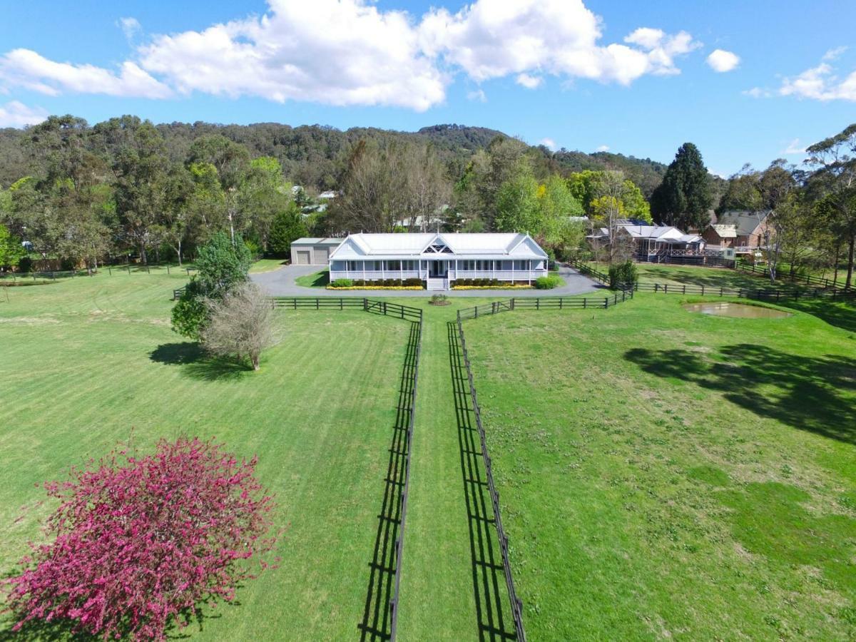 Rivermist Luxury 6 Bedrooms And 6 Bathrooms Kangaroo Valley Exterior photo