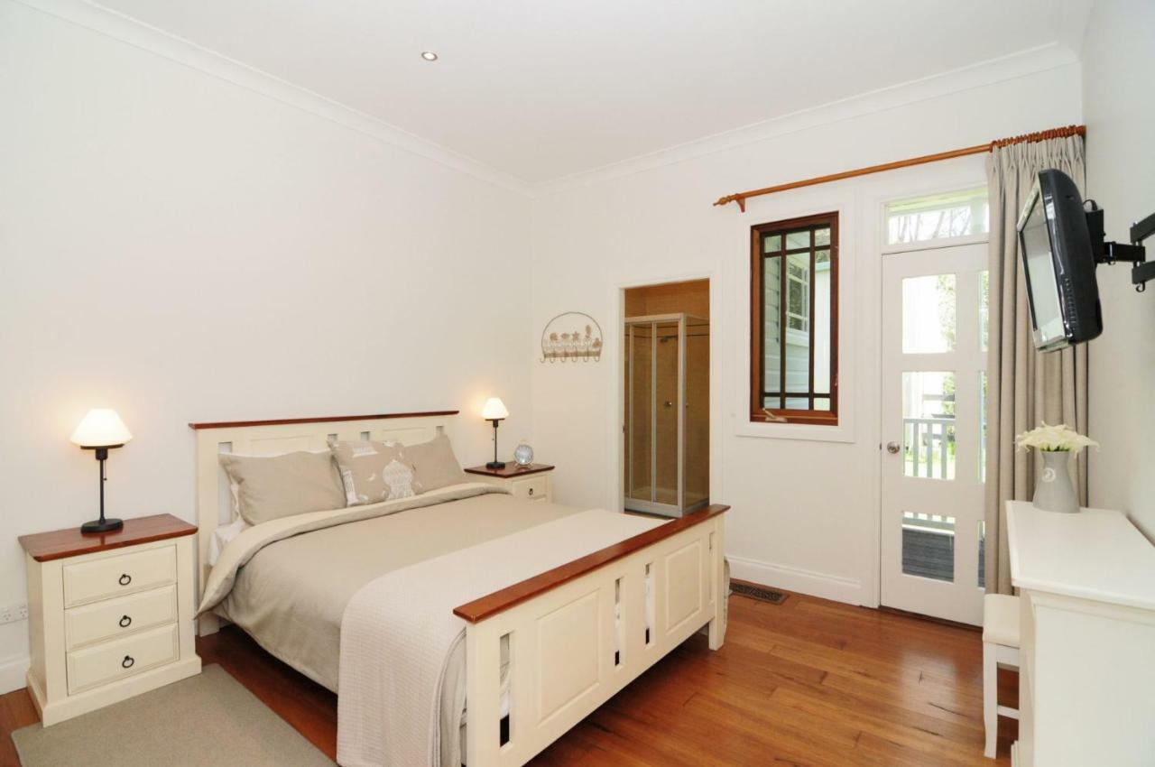 Rivermist Luxury 6 Bedrooms And 6 Bathrooms Kangaroo Valley Exterior photo