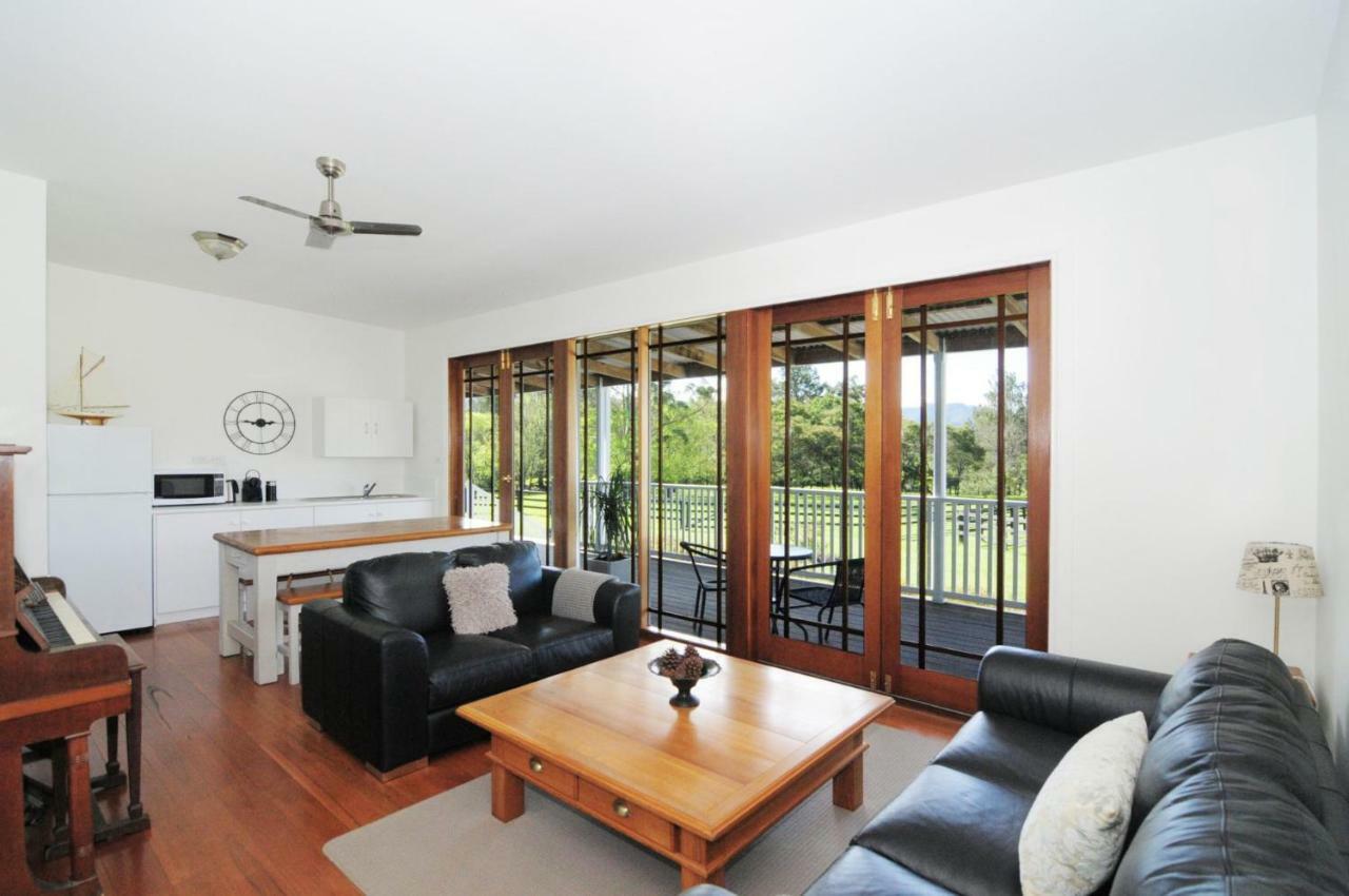 Rivermist Luxury 6 Bedrooms And 6 Bathrooms Kangaroo Valley Exterior photo