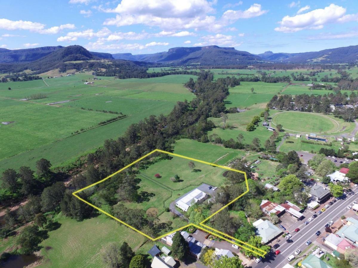 Rivermist Luxury 6 Bedrooms And 6 Bathrooms Kangaroo Valley Exterior photo